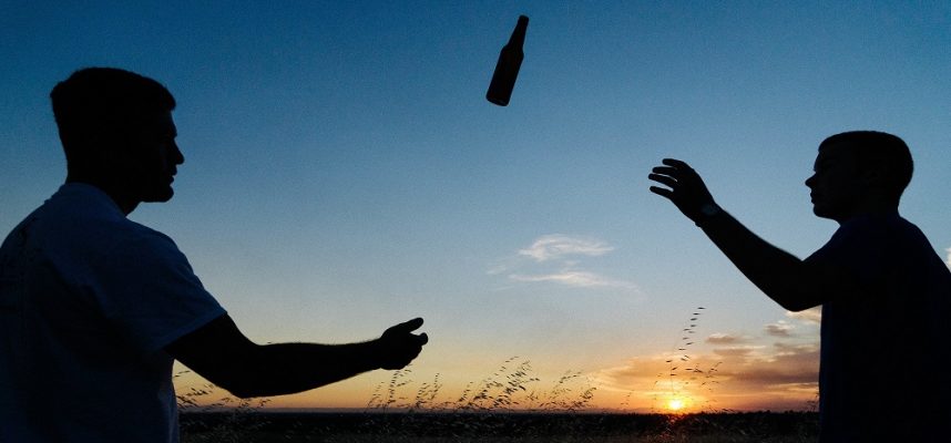 Prevenir el alcoholismo en la adolescencia