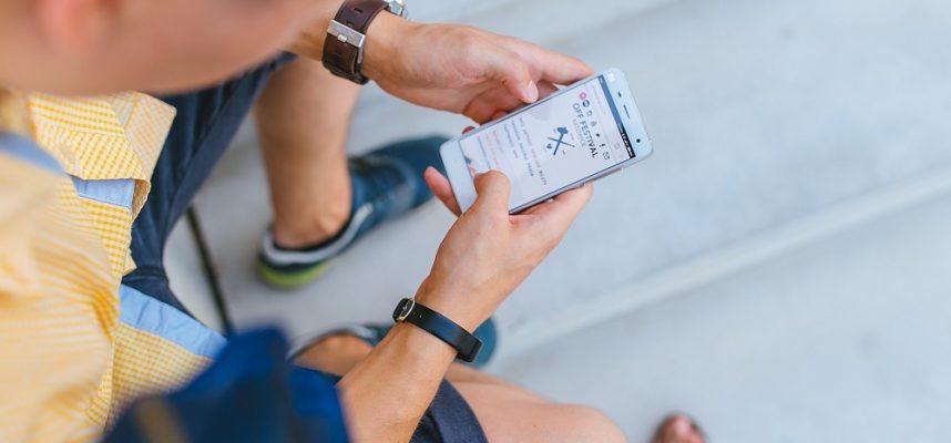 Uso de redes sociales en la adolescencia