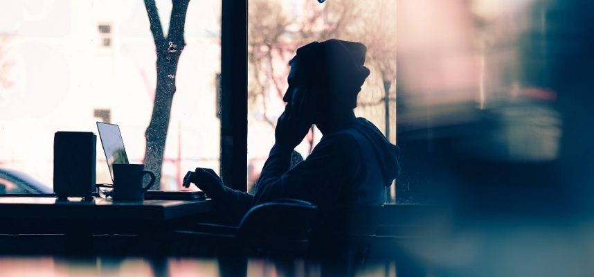 Los peligros de Internet para un adolescente